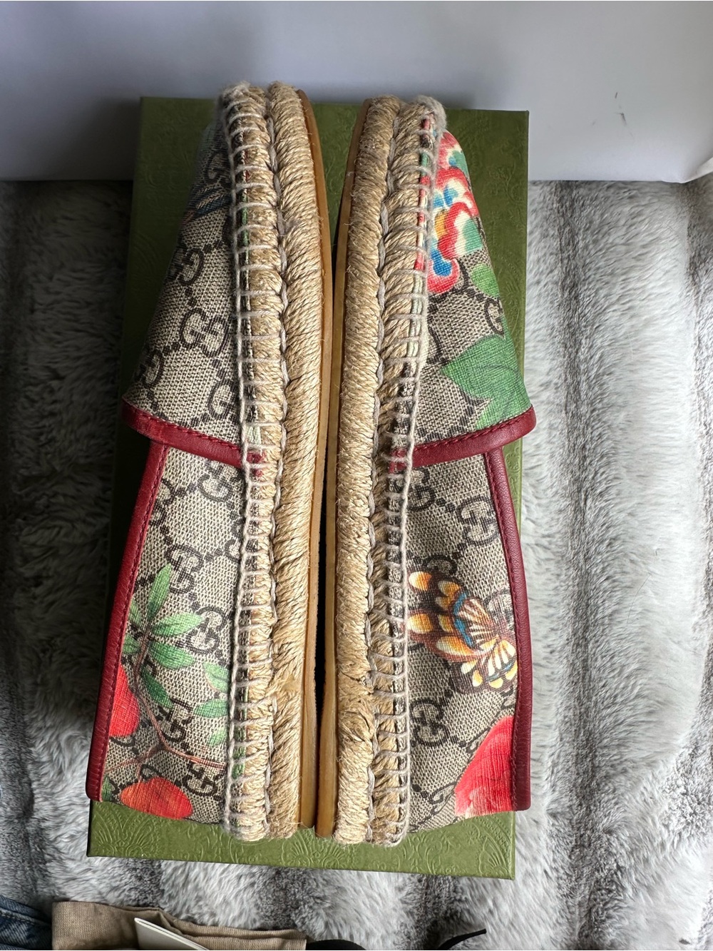 Gucci GG Supreme Floral Espadrilles
Italian 36.5 or 6.5 US - Picture 5 of 10